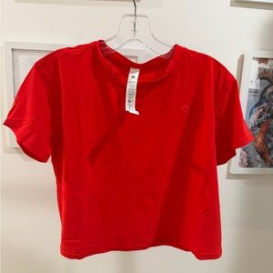 lululemon athletica Bold Red Short Sleeve Cropped Tee